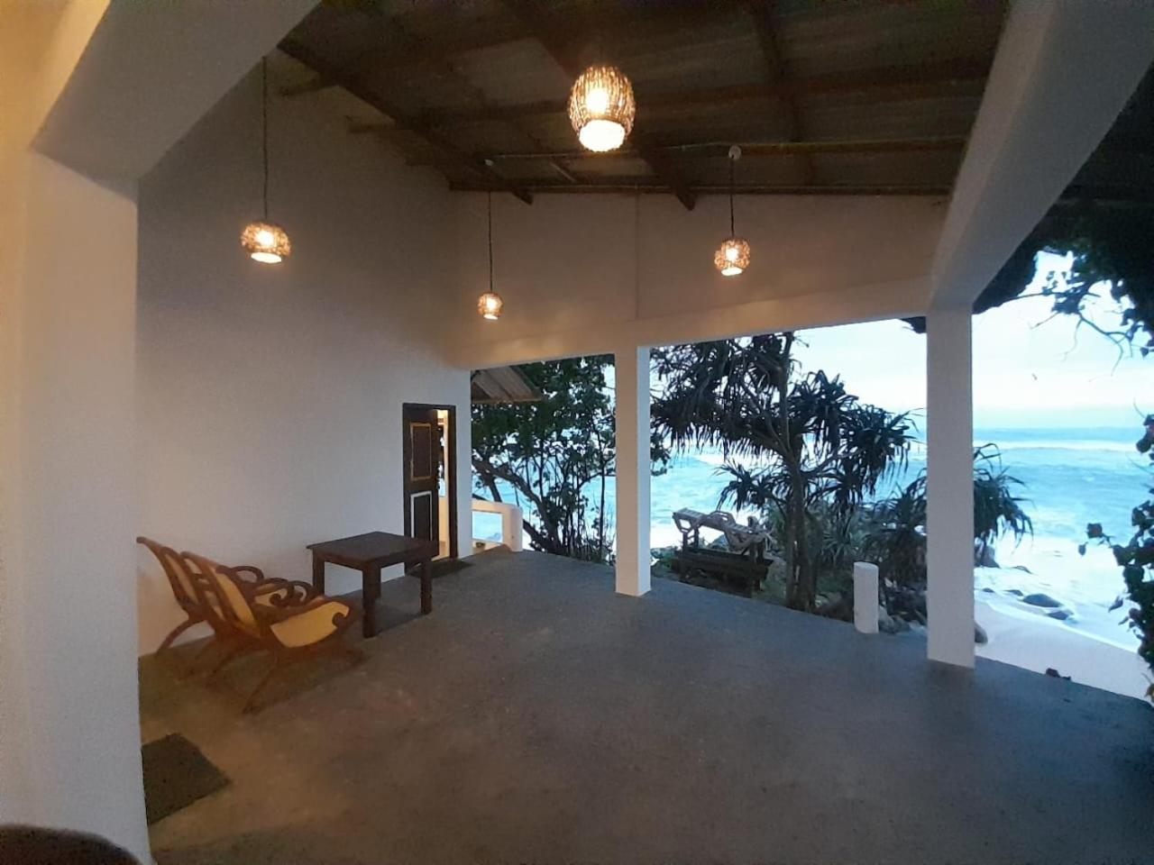 Sooriya Villa Talpe Szoba fotó