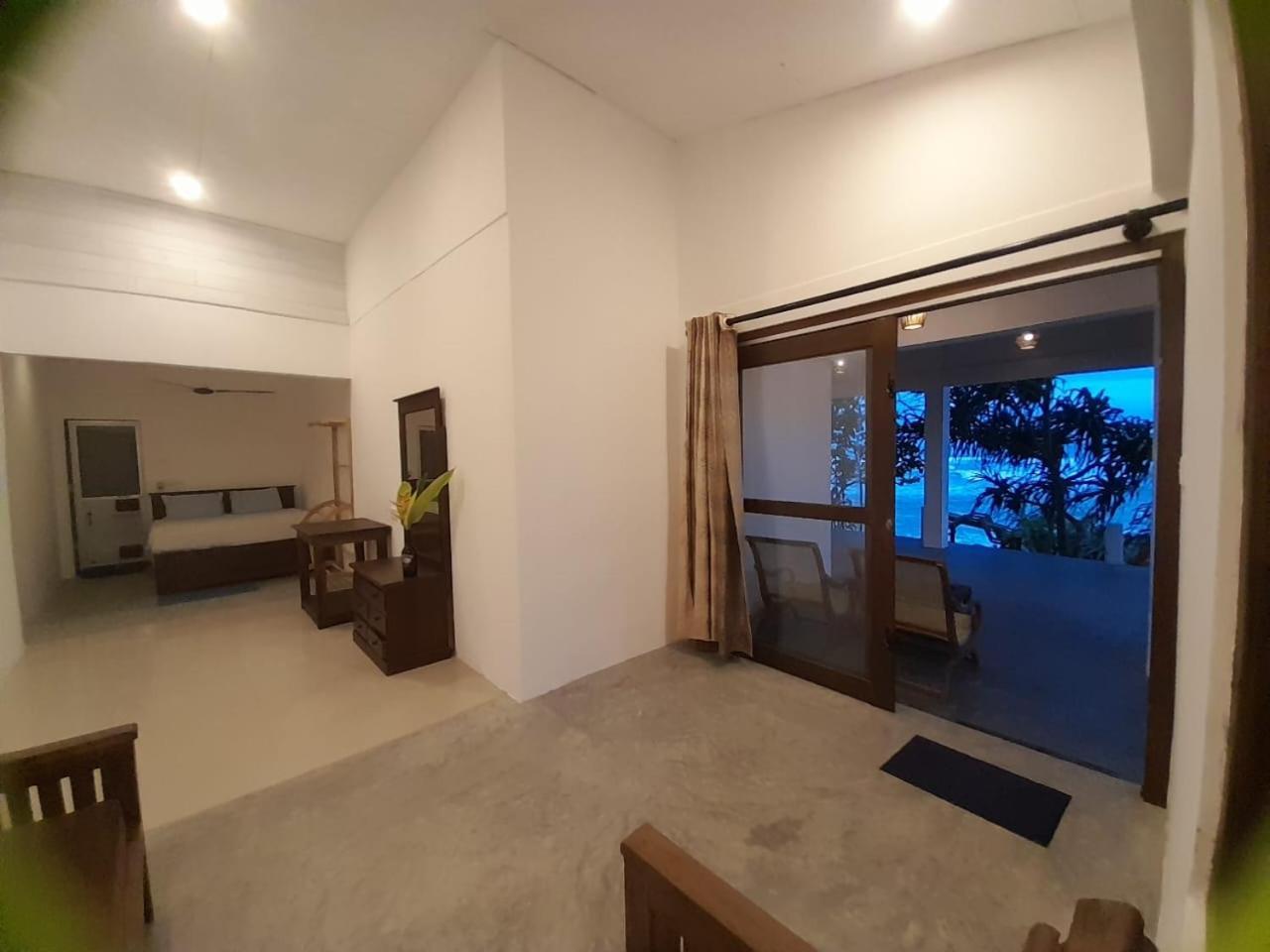 Sooriya Villa Talpe Szoba fotó