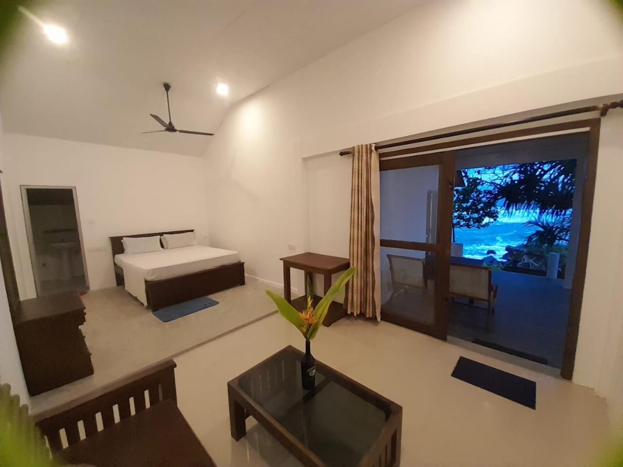 Sooriya Villa Talpe Szoba fotó