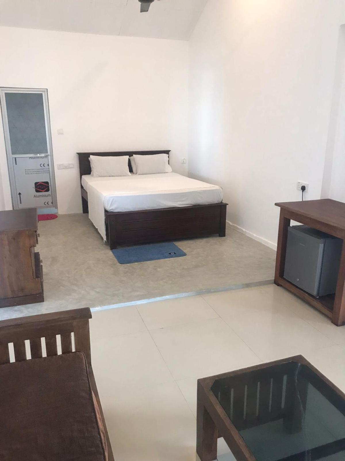 Sooriya Villa Talpe Szoba fotó